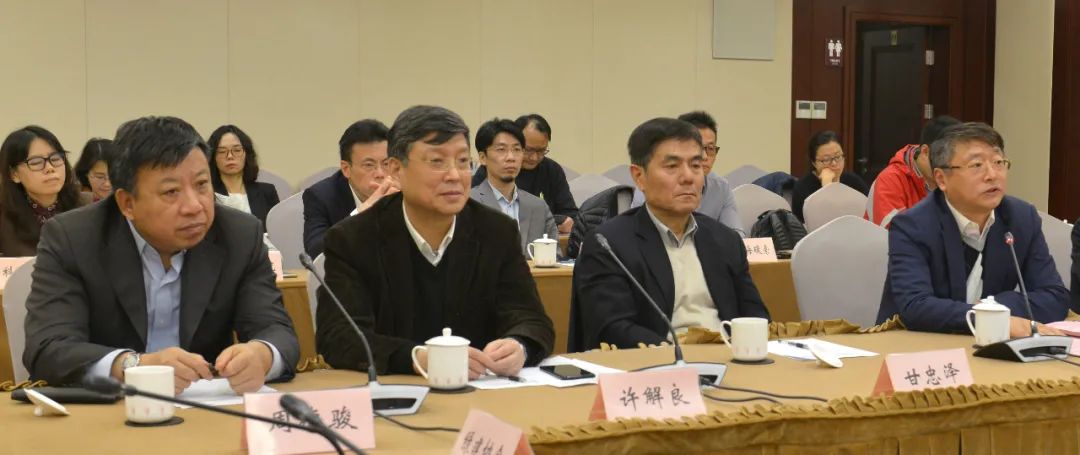 本市啟動(dòng)“公共機構高效綜合節能及健康運營(yíng)管理系統關(guān)鍵技術(shù)與應用示范” 社會(huì )發(fā)展科技攻關(guān)項目